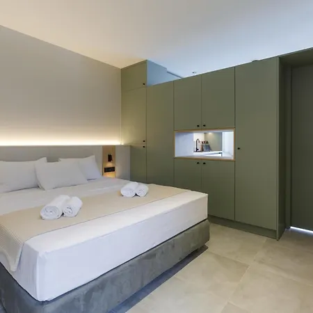 Studio W/King Size Bed Near The Heart Of Καλαμάτα Εξωτερικό φωτογραφία