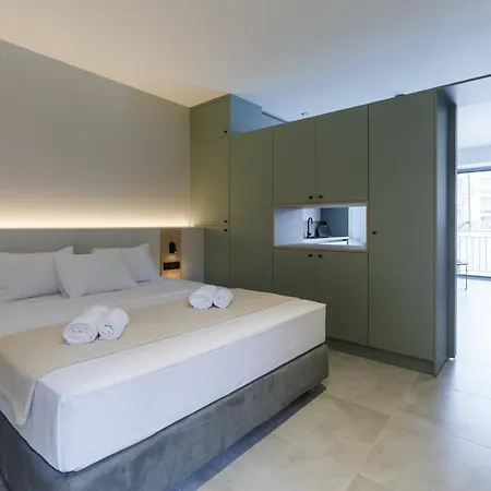 Studio W/King Size Bed Near The Heart Of Καλαμάτα Εξωτερικό φωτογραφία