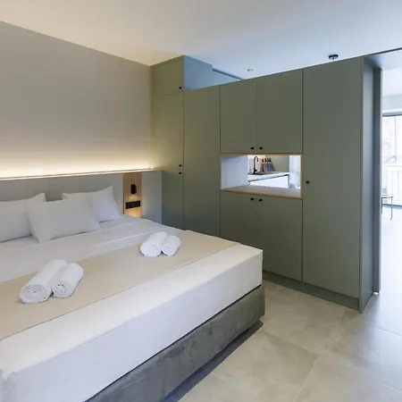 Studio W/King Size Bed Near The Heart Of Καλαμάτα Εξωτερικό φωτογραφία