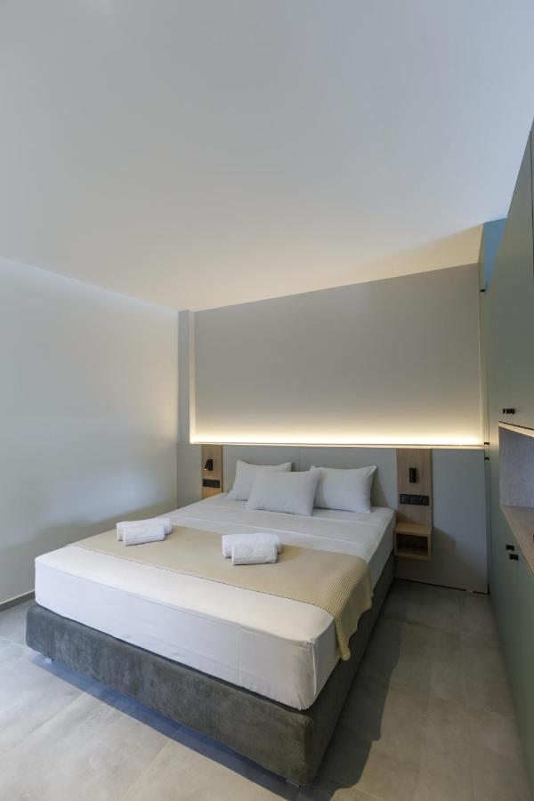 W/king Size Bed Near The Heart Of