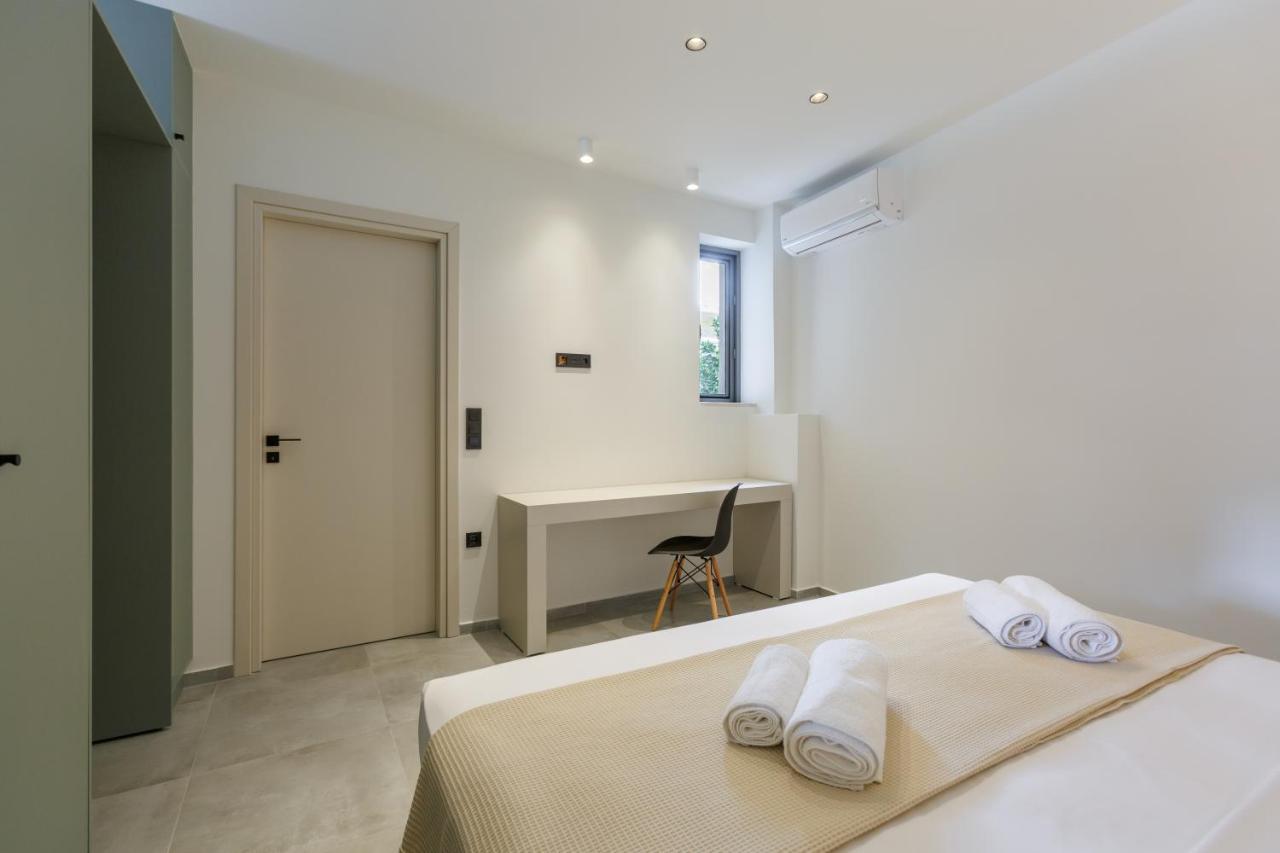 Apartment W/king Size Bed Near The Heart Of